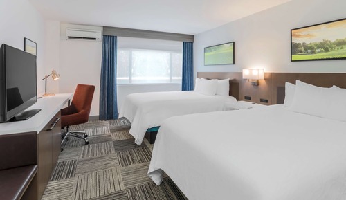 Chambre, 2 grands lits