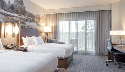 Chambre, 2 grands lits (Mobility Accessible, Roll-In Shower)
