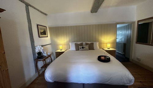 Chambre Double (Room 9 Stable Block)