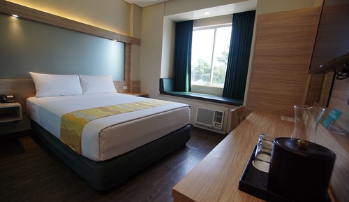 Chambre, 1 grand lit, non-fumeurs