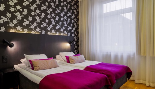 Chambre avec lits jumeaux