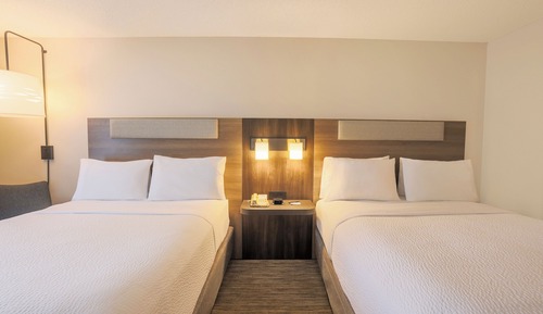 Chambre Standard, 2 grands lits