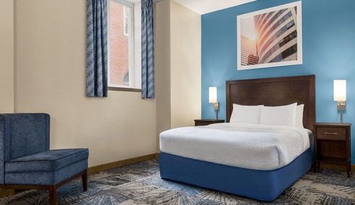 Chambre Standard, 1 grand lit, accessible aux personnes à mobilité réduite, non-fumeurs