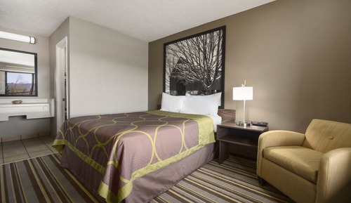 Chambre, 1 grand lit, fumeurs