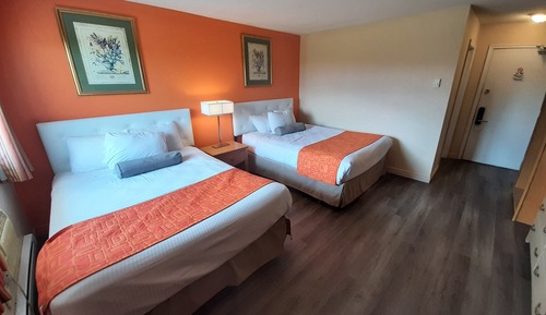 Chambre, 2 lits doubles (Drive-Up Ground Floor)