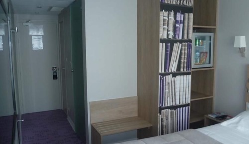 Chambre Double Économique, 1 très grand lit