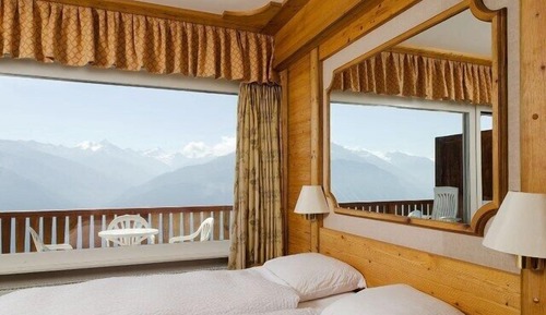 Chambre Triple, vue montagne
