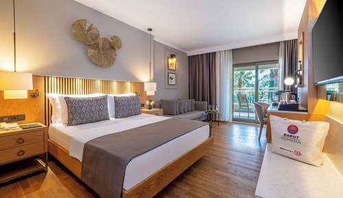 Superior Room Side Sea View