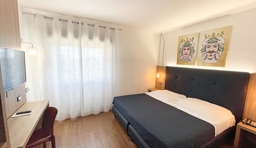 Chambre Classique Double ou avec lits jumeaux