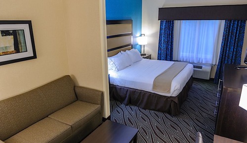 Chambre, 1 très grand lit et 1 canapé-lit, non-fumeurs