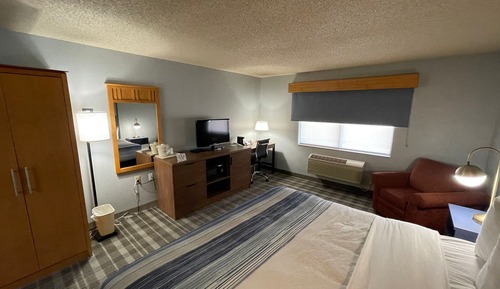 Chambre, 1 très grand lit, non-fumeurs