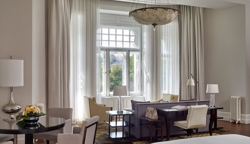 Suite, vue fleuve (Park | Two Queens)