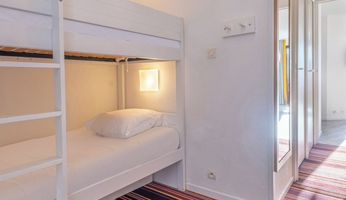 Appartement 6 personnes - 1 chambre + 1 coin nuit - Vue montagne dégagée