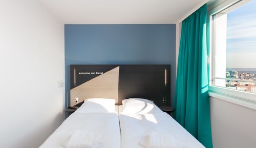 Chambre avec lits jumeaux