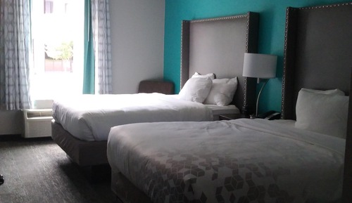 Chambre, 2 grands lits, non-fumeurs