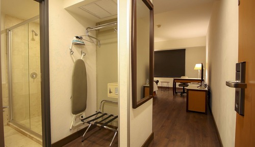 Remodeled Standard room 1 king size bed