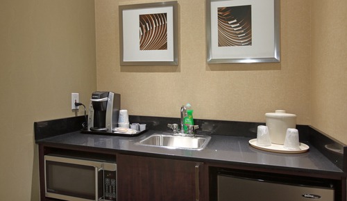 Suite Junior, 1 très grand lit, vue ville (Wet Bar)