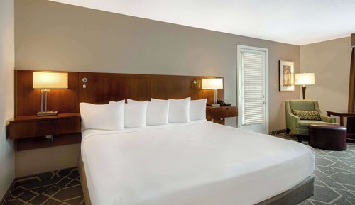 Chambre Deluxe, 1 très grand lit, non-fumeurs, vue golf