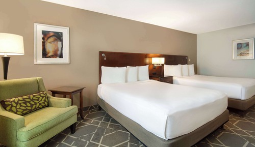 Chambre, 2 grands lits, non-fumeurs, vue golf