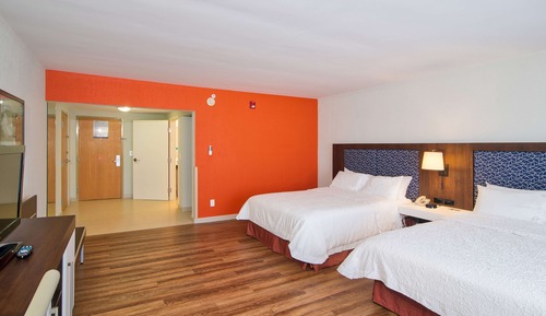 Chambre, 2 grands lits