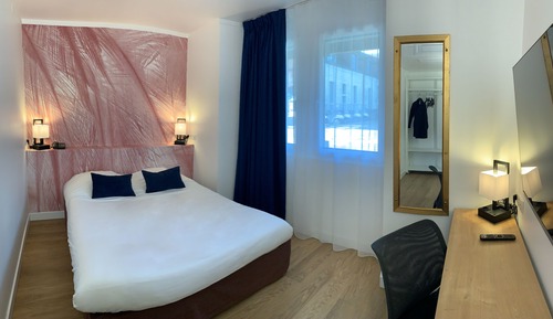Chambre Double, côté cour intérieure