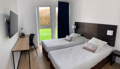 Chambre Standard avec lits jumeaux, 2 lits une place, vue cour intérieure