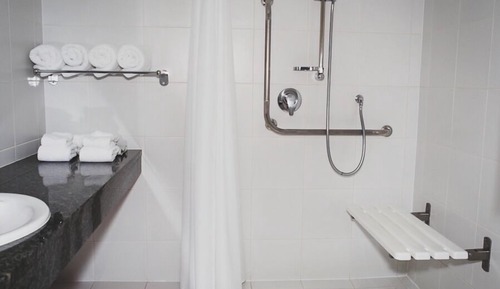 Chambre Premium Double ou avec lits jumeaux, plusieurs lits