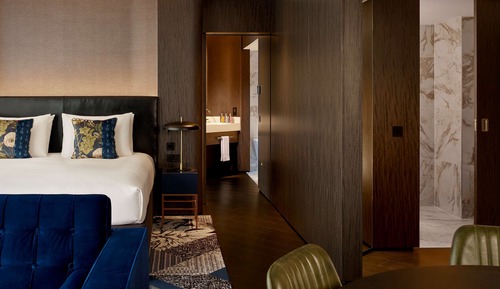Suite, 1 très grand lit (Master, Lounge Access)