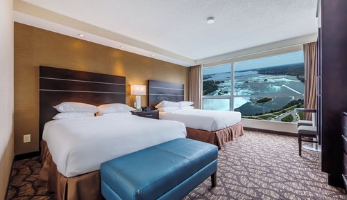 Suite, plusieurs lits (Canadian Fallsview, Whirlpool)