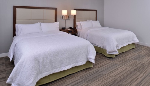 Chambre, 2 grands lits, accessible aux personnes à mobilité réduite, non-fumeurs
