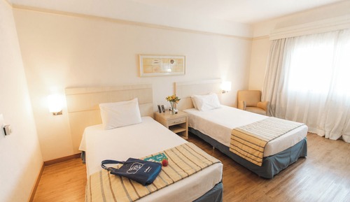 Chambre Supérieure avec lits jumeaux