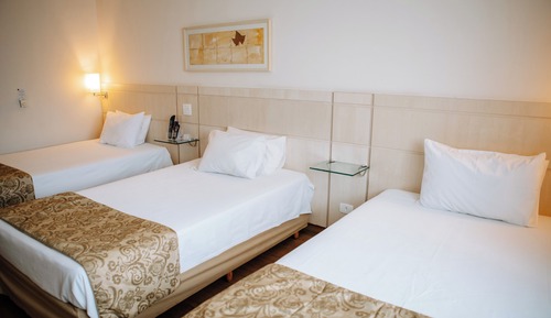 Chambre Triple Supérieure, plusieurs lits