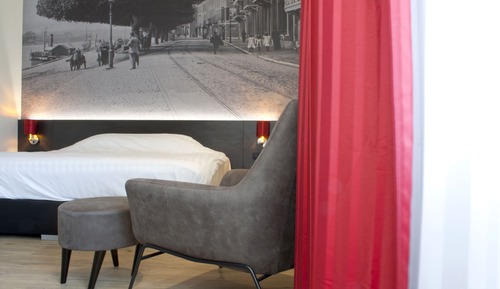 Chambre Deluxe, 1 très grand lit