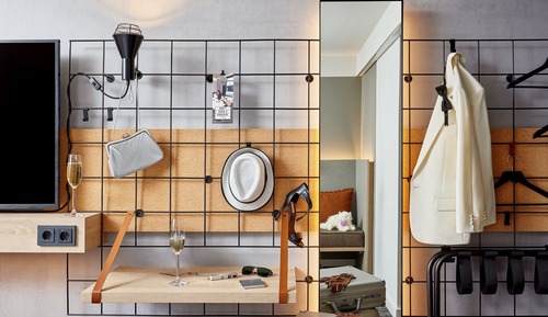 Chambre, 1 très grand lit
