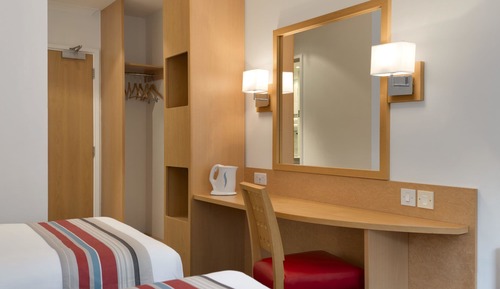 Chambre, 2 lits une place