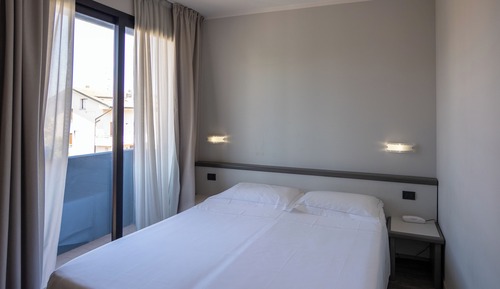 Chambre Standard Double ou avec lits jumeaux
