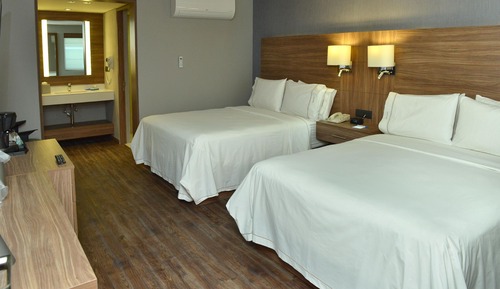 Chambre Standard, 2 lits doubles
