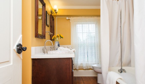 Chambre, salle de bains privée (#8 Kings Room)