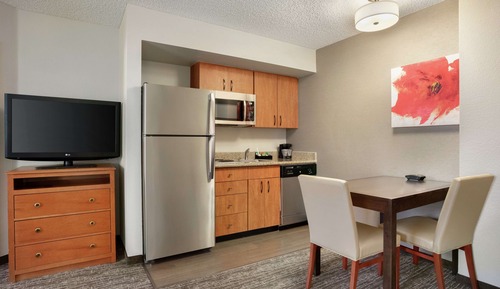 Suite avec 2 chambres, 2 lits doubles et 1 lit une place, Non-fumeurs.