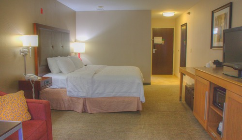 Chambre, 1 très grand lit, non-fumeurs