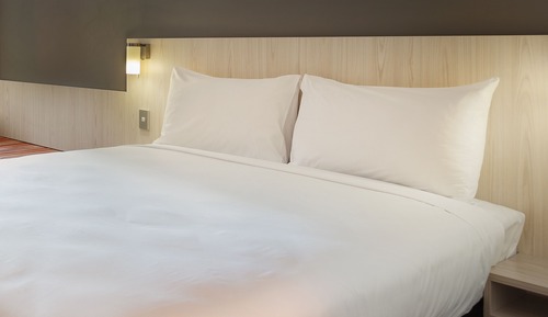 Chambre Standard, 1 très grand lit