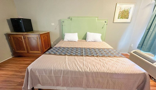 Chambre Standard, 1 très grand lit, non-fumeurs
