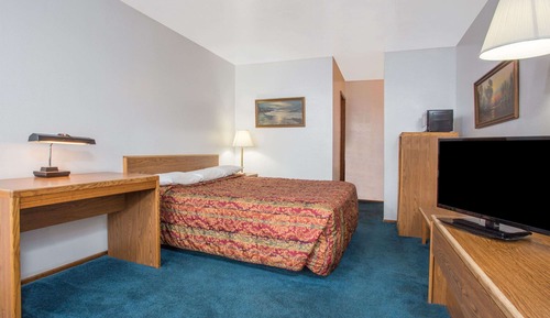 Chambre, 1 très grand lit
