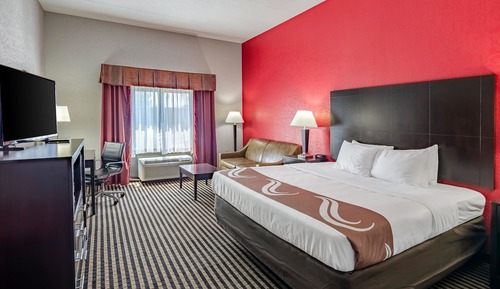 Chambre Standard, 1 très grand lit et 1 canapé-lit, non-fumeurs