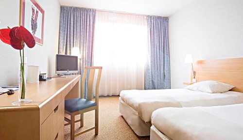 Chambre Standard, 2 lits une place