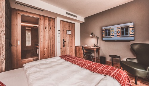 Chambre Confort, 1 grand lit (Kampenwand)