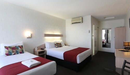 Chambre, non-fumeurs, en bord de piscine (Twin)