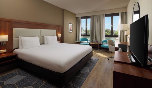Chambre Premium, 1 très grand lit, vue fleuve (River Meuse View)