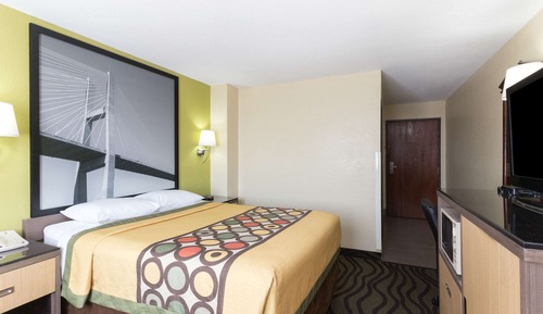 Chambre, 1 grand lit, accessible aux personnes à mobilité réduite, non-fumeurs (Mobility)