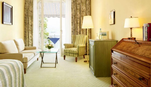 Chambre Simple, balcon, vue lac